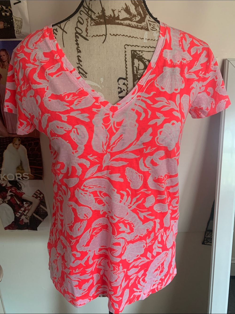 Lilly Pulitzer Neon Coral & Light Pink V-Neck Floral Tee